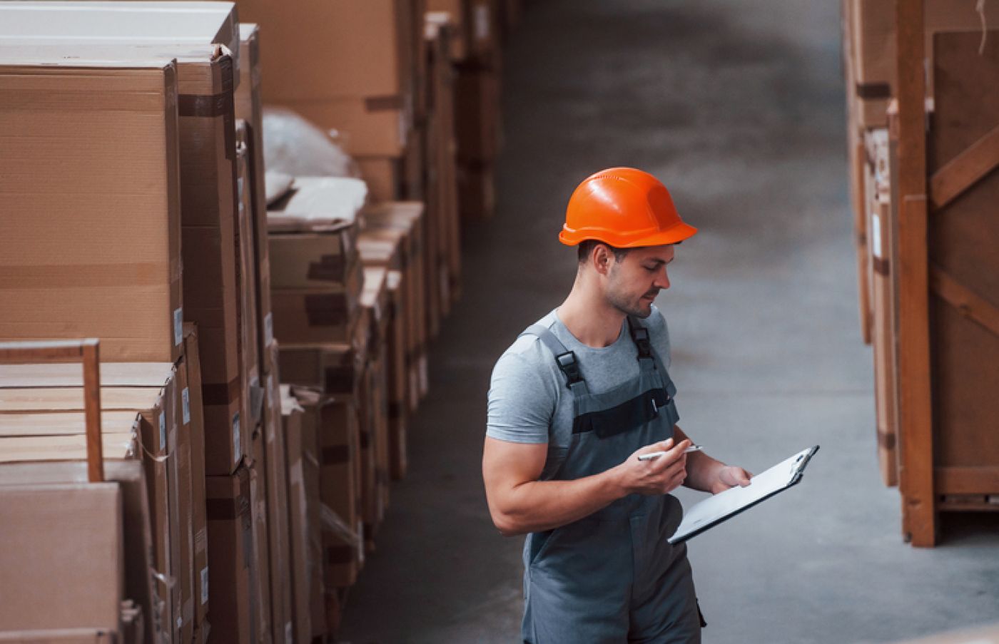 Job offer: Warehouse worker