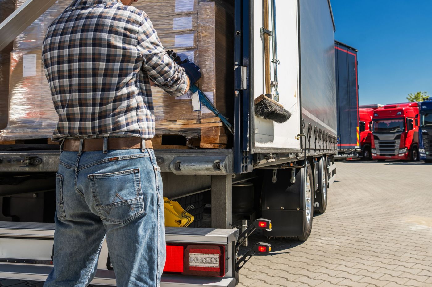 Oferta pracy: Pracownik magazynu