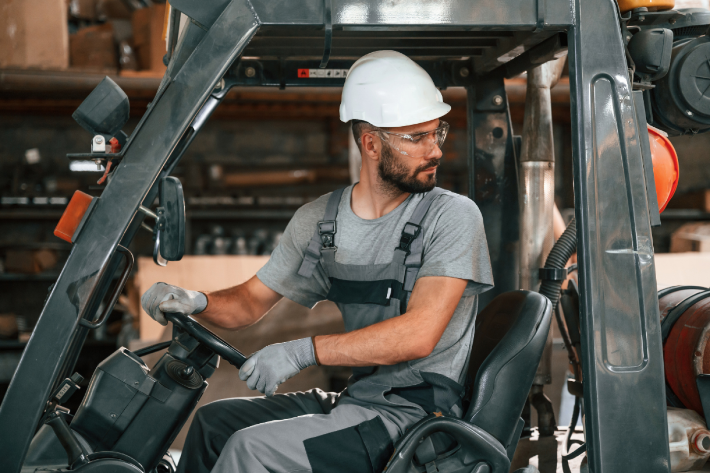 Job offer: Forklift Operator – Reach Truck and warehouse operations