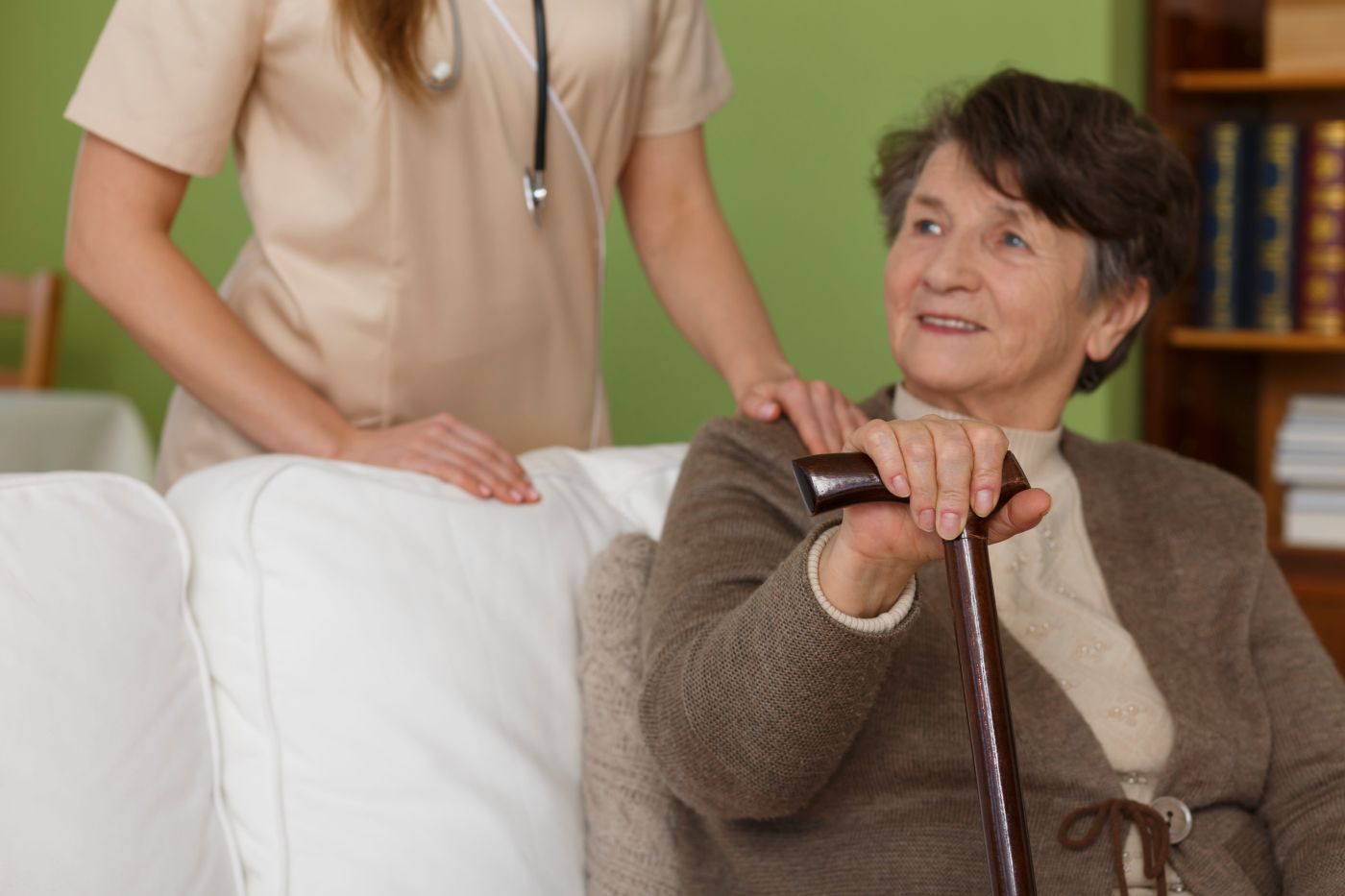 Oferta pracy: Opieka 24/7 dla seniorki z demencją w Warszawie