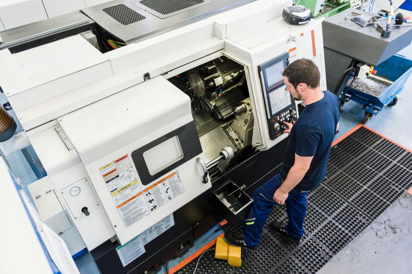 Job offer: CNC machine operator