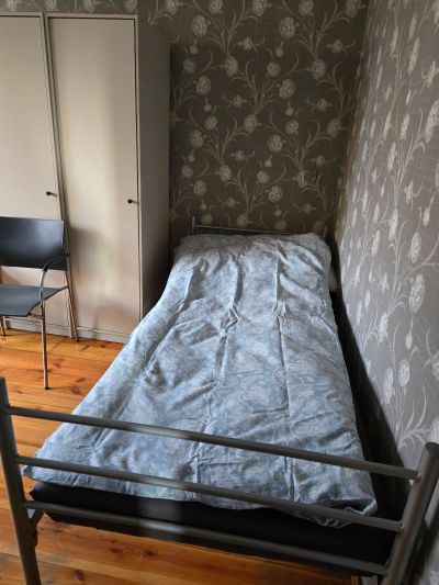 Accommodation photo 26 of 31 - Magazynier – kompletacja towarów i przygotowanie wysyłek