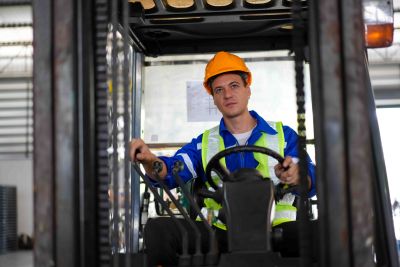 Job offer: Operator wózka widłowego z UDT - Szczecin, Polska