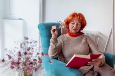 Oferta pracy: Opieka nad seniorką ze chorym kręgosłupem